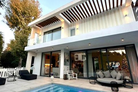 Villa i Estepona, Malaga, Estepona - € 1.799.000 | Ref: S22846 - foto 1