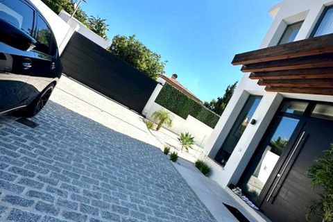 Villa i Estepona, Malaga, Estepona - € 1.799.000 | Ref: S22846 - foto 17