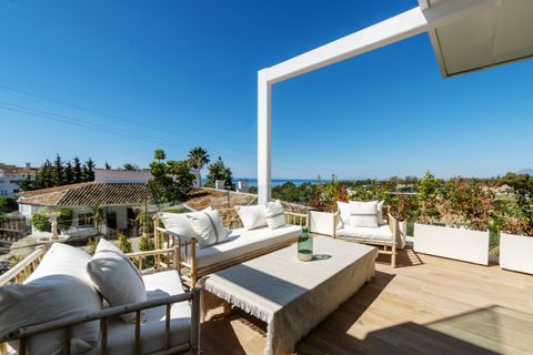 Villa a Marbella, Malaga, Marbella - € 1.950.000 | Ref: DPIe36028 - foto 2