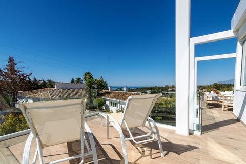 Villa a Marbella, Malaga, Marbella - € 1.950.000 | Ref: DPIe36028 - foto 5