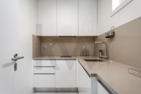 Villa i Porto, Porto, Porto - € 2.190.000 | Ref: KWPT-012335 - foto 14