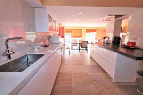 Villa i Cabo Roig, Alicante, Cabo Roig - € 1.560.000 | Ref: R-87004 - foto 40
