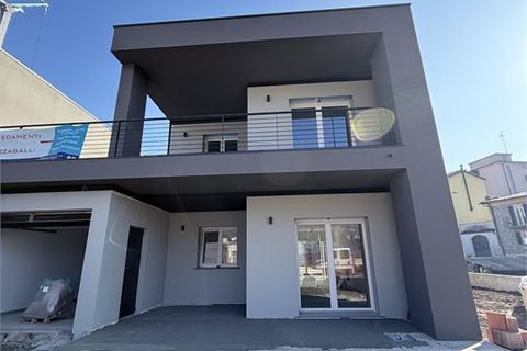 Villa a Erba, Como, Erba - € 440.000 | Ref: Residenza Mascagni - foto 3