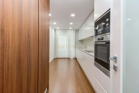 Lejlighed i Amadora, Lisbon, Amadora - € 460.000 | Ref: C0483-00713 - foto 7