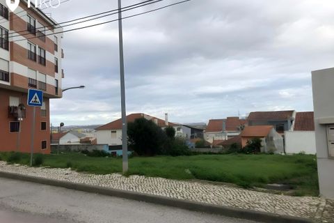 Helårsgrund i Amadora, Lisbon, Amadora - € 85.000 | Ref: PR-236232 - foto 1