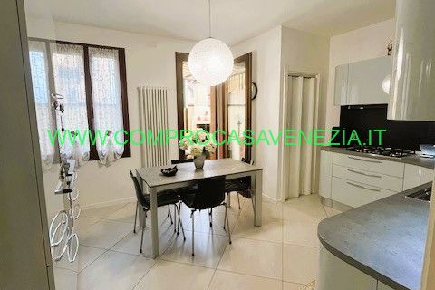 Villa i Venice, Venice, Venice - € 375.000 | Ref: RC097 - foto 7