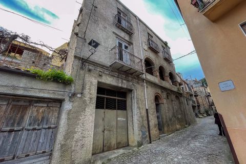 Villa a Isnello, Palermo, Isnello - € 80.000 | Ref: Palazzo Virga - foto 2