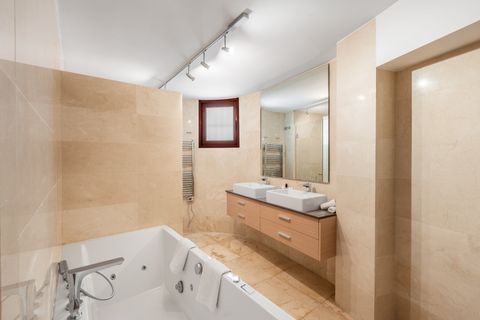 Villa a Marbella, Malaga, Marbella - € 4.400.000 | Ref: TA0612 - foto 25