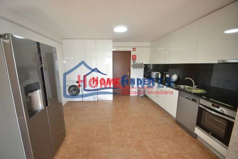 Villa a Braga, Braga, Braga - € 2.500/mes | Ref: 3401191 - foto 35