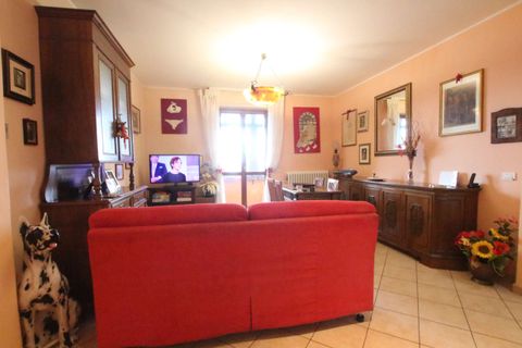 Villa a Volterra, Pisa, Volterra - € 135.000 | Ref: A-29-463099 - foto 4