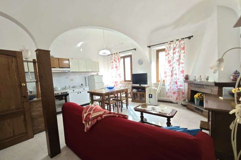 Villa i Volterra, Pisa, Volterra - € 168.000 | Ref: A-15-463464 - foto 8