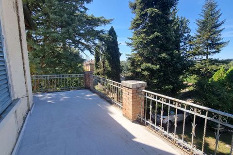 Villa a Siena, Siena, Siena - € 1.300.000 | Ref: C-400-463510 - foto 9