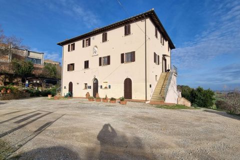 Villa i Volterra, Pisa, Volterra - € 65.000 | Ref: A-106-463671 - foto 1