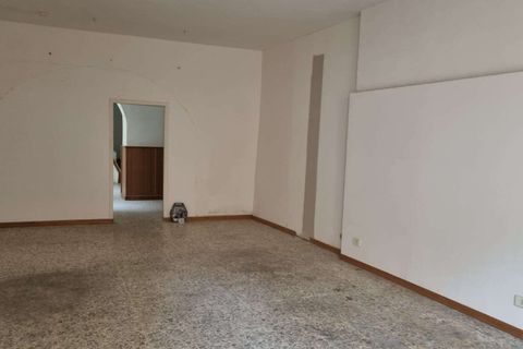 Villa i Volterra, Pisa, Volterra - € 99.000 | Ref: F-16-463797 - foto 2