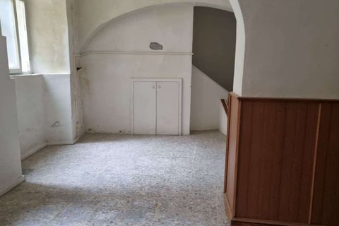Villa i Volterra, Pisa, Volterra - € 99.000 | Ref: F-16-463797 - foto 3