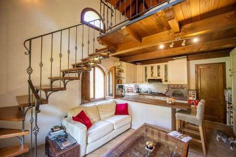 Farm hus i Bibbiena, Arezzo, Bibbiena - € 995.000 | Ref: C-325-464092 - foto 15