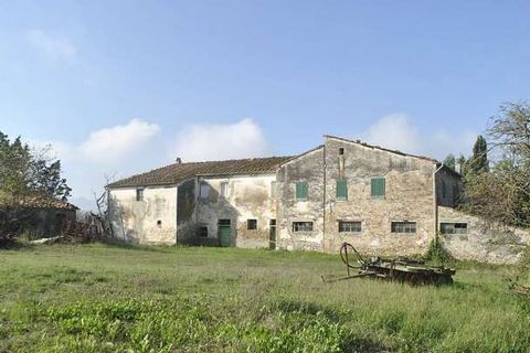 Farm hus i Volterra, Pisa, Volterra - € 690.000 | Ref: C-10-464124 - foto 1