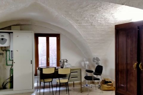 Villa i Volterra, Pisa, Volterra - € 150.000 | Ref: F-26-464777 - foto 1