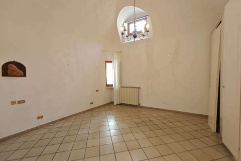 Villa i Volterra, Pisa, Volterra - € 120.000 | Ref: A-84-464938 - foto 7