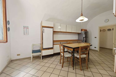 Villa i Volterra, Pisa, Volterra - € 120.000 | Ref: A-84-464938 - foto 9