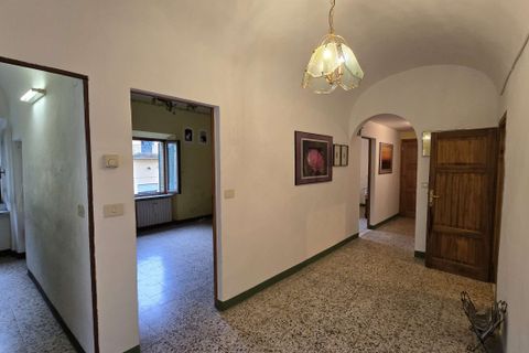 Villa i Volterra, Pisa, Volterra - € 85.000 | Ref: A-181-465312 - foto 1