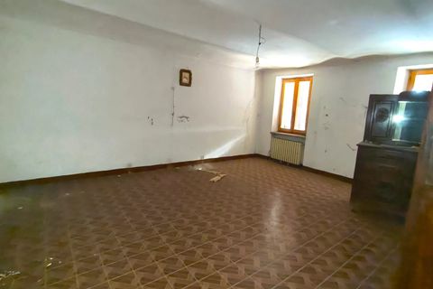 Villa a Valfenera, Asti, Valfenera - € 79.000 | Ref: 85634804 - foto 9
