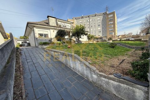 Villa a Nogueira, Porto, Nogueira - € 475.000 | Ref: RL-475-316 - foto 23