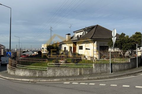 Villa a Nogueira, Porto, Nogueira - € 475.000 | Ref: RL-475-316 - foto 25