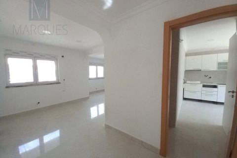 Villa a Amora, Setubal, Amora - € 445.000 | Ref: CAS_489 - foto 5
