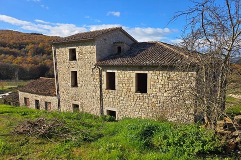 Erhvervsejendom i Baschi, Terni, Baschi - € 1.200.000 | Ref: AZIENDA02 - foto 43