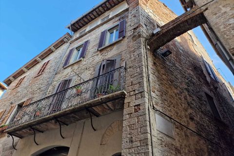 Byhus i Todi, Perugia, Todi - € 318.000 | Ref: TODI18-1-1 - foto 1