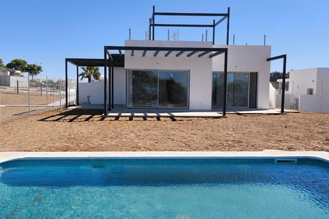 Villa a Ayamonte, Huelva, Ayamonte - € 401.000 | Ref: RAC001251/10841 - foto 2