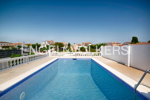 Villa i Empuriabrava, Gerona, Empuriabrava - € 995.000 | Ref: W-02WSUE - foto 6