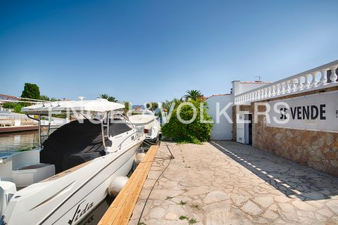 Villa i Empuriabrava, Gerona, Empuriabrava - € 995.000 | Ref: W-02WSUE - foto 9
