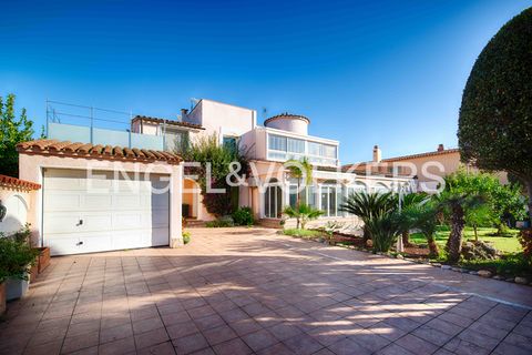 Villa i Empuriabrava, Gerona, Empuriabrava - € 670.000 | Ref: W-02X9WQ - foto 6