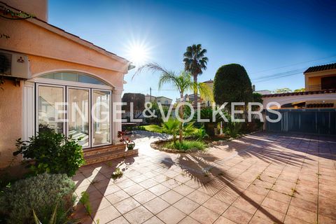Villa i Empuriabrava, Gerona, Empuriabrava - € 670.000 | Ref: W-02X9WQ - foto 7