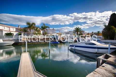 Villa a Empuriabrava, Gerona, Empuriabrava - € 755.000 | Ref: W-02YHLI - foto 43