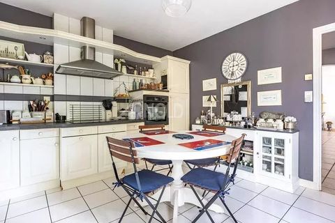 Villa a Vannes, Morbihan, Vannes - € 1.196.000 | Ref: 85259745 - foto 8