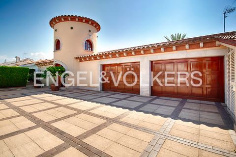 Villa a Empuriabrava, Gerona, Empuriabrava - € 4.490.000 | Ref: W-02WWYN - foto 48