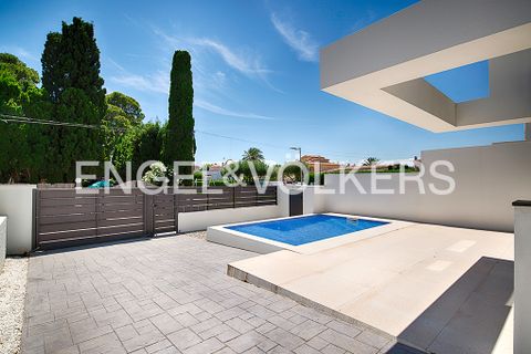 Rækkehus i Empuriabrava, Gerona, Empuriabrava - € 649.000 | Ref: W-02XFAU - foto 6