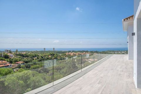 Villa a Elviria, Malaga, Elviria - € 3.500.000 | Ref: R4381756 - foto 28