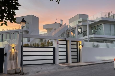 Villa i Marbella, Malaga, Marbella - € 1.950.000 | Ref: R4972885 - foto 28