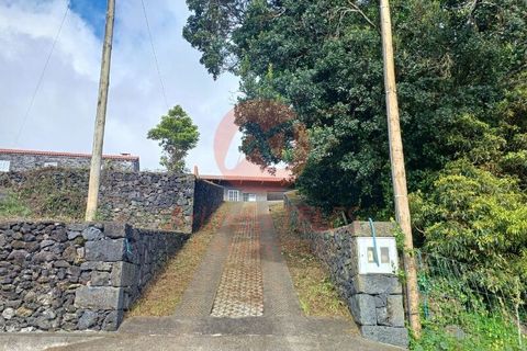Byhus i Calheta, Sao Jorge, Calheta - € 140.000 | Ref: M988 - foto 1