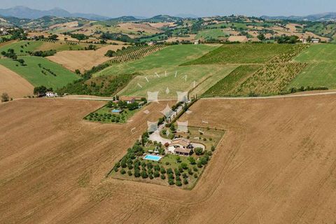 Villa i Arcevia, Ancona, Arcevia - € 1.050.000 | Ref: ila-498-343075 - foto 48