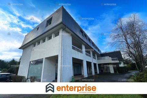 Erhvervsejendom i Chantilly, Oise, Chantilly - € 400.000 | Ref: 23496 - foto 1