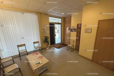 Erhvervsejendom i Chantilly, Oise, Chantilly - € 400.000 | Ref: 23496 - foto 2