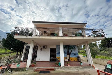 Villa i Casteldaccia, Palermo, Casteldaccia - € 100.000 | Ref: CA546 - foto 1