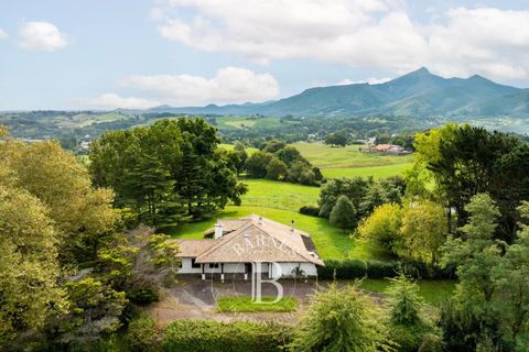 Villa a Urrugne, Pyrenees-Atlantiques, Urrugne - € 1.980.000 | Ref: M1525 - foto 4