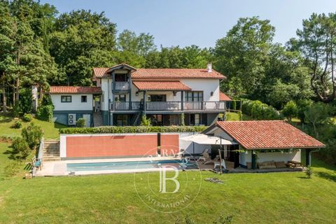 Villa a Arbonne, Pyrenees-Atlantiques, Arbonne - € 1.500.000 | Ref: M1574 - foto 4