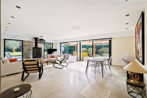 Villa i Anglet, Pyrenees-Atlantiques, Anglet - € 2.435.000 | Ref: M1608 - foto 10